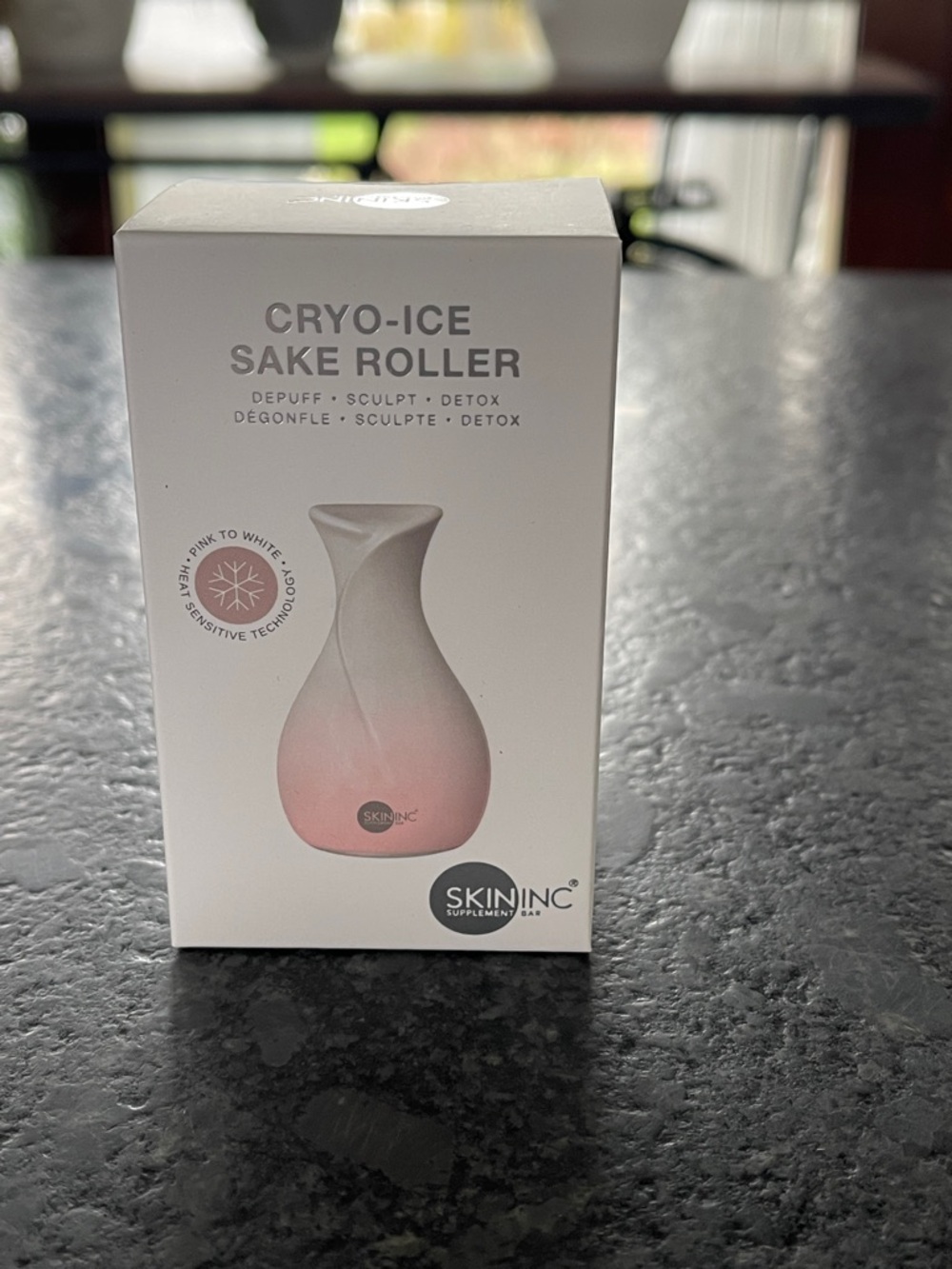 Skin Inc Cryo Ice Sake Roller for puffiness, pores, relaxation & more - Picture 7 of 10